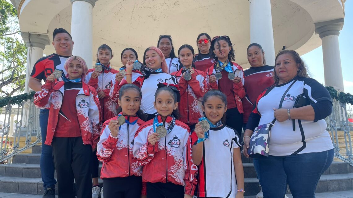 NIÑAS DE ACADEMIA DE BAILE PONEN EN ALTO ALTAMIRA EN CANCÚN.