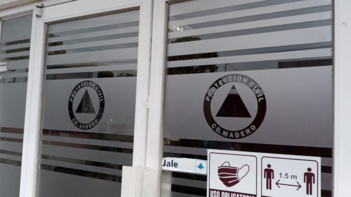 LLAMA PROTECCION CIVIL A EVITAR SATURAR CONEXIONES ELÉCTRICAS.