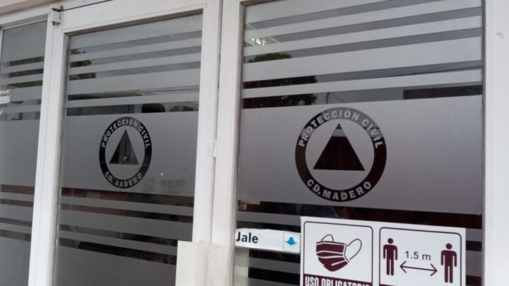 LLAMA PROTECCION CIVIL A EVITAR SATURAR CONEXIONES ELÉCTRICAS.