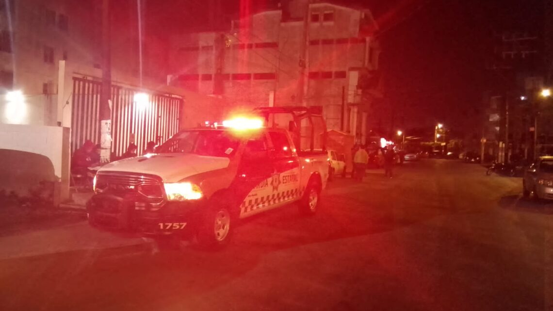 CON GUARDIA ESTATAL IMPIDEN APARTAR LUGARES EN LA FISCAL DE MADERO.