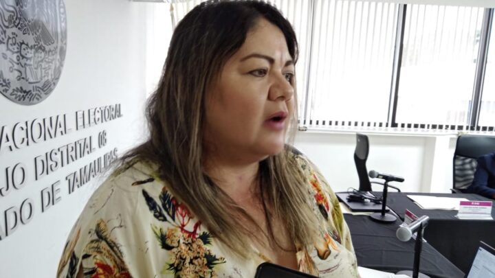 SALEN ASISTENTES Y CAPACITADORES ELECTORALES DEL 8 DISTRITO A BUSCAR CONVENCER AL CIUDADANO INSACULADO