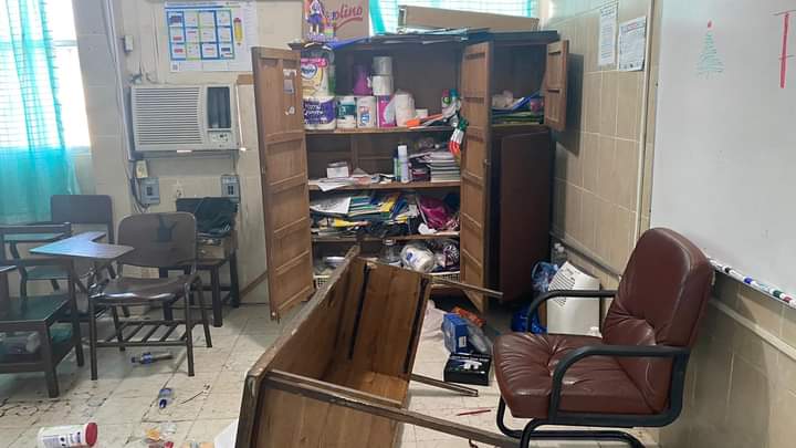 INCONTROLABLE EL VANDALISMO EN ESCUELAS INCONTROLABLE EL VANDALISMO EN ESCUELAS