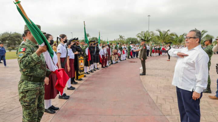 CONMEMORAN EL 83 ANIVERSARIO DEL DÍA DE LA BANDERA EN CIUDAD MADERO