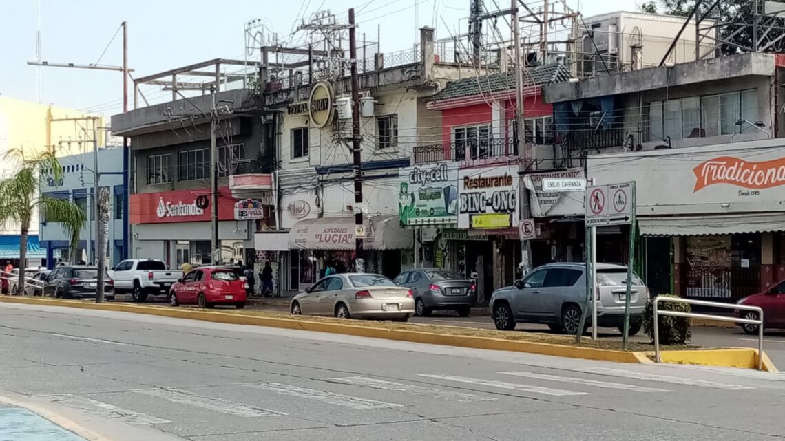 GOLPEAN A EMPLEADOS DE NEGOCIOS EN EL CENTRO DE MADERO. GOLPEAN A EMPLEADOS DE NEGOCIOS EN EL CENTRO DE MADERO.