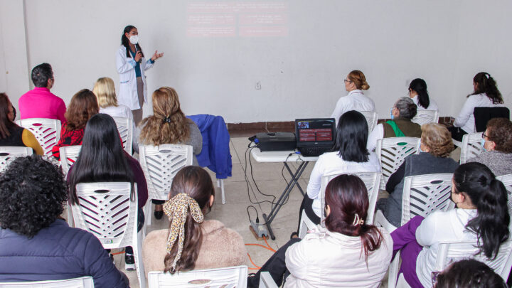 REALIZAN PLÁTICA “NO TODO LO QUE LEES EN INTERNET ES CÁNCER”, PARA CONMEMORAR EL “DÍA MUNDIAL DEL CÁNCER”