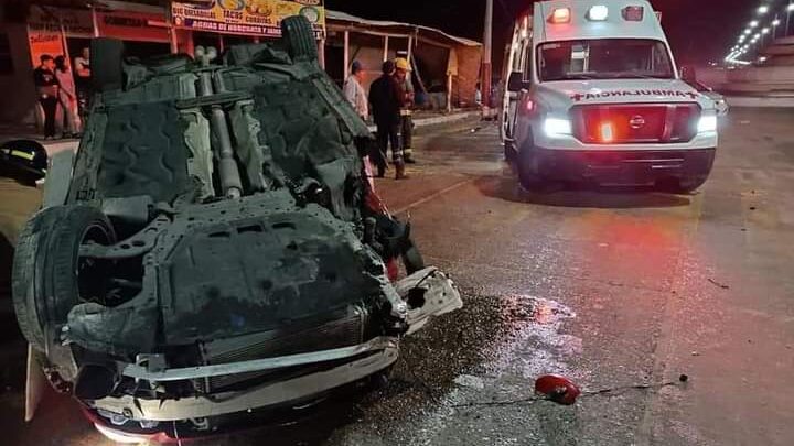 EXCESO DE VELOCIDAD ORIGINA ACCIDENTE EN LA PLAYA DURANTE LA MADRUGADA.
