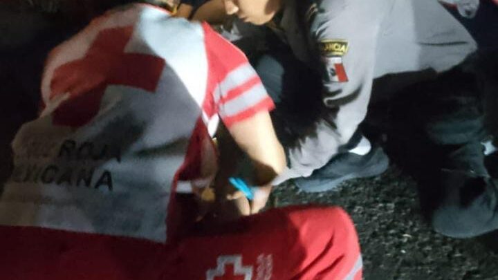 TRABAJOS DE TELMEX CON FALTA DE SEÑALIZACIÓN GENERA ACCIDENTES EN AV DE LA INDUSTRIA