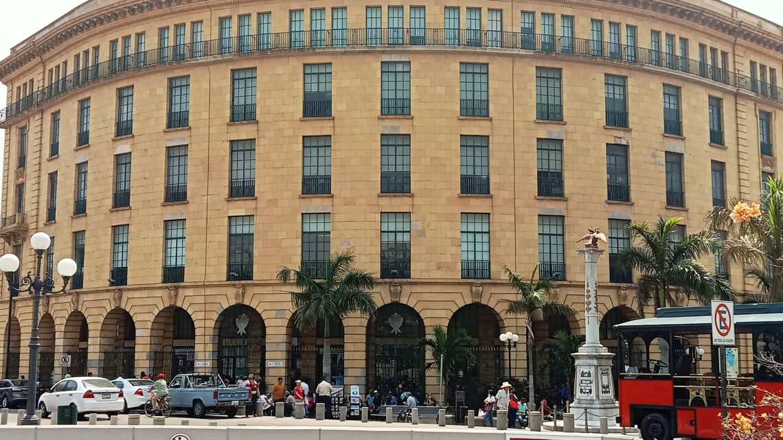 OFICINAS DEL SAT EN TAMPICO SON TEDIOSAS EN TRÁMITES CON CONTRIBUYENTES OFICINAS DEL SAT EN TAMPICO SON TEDIOSAS EN TRÁMITES CON CONTRIBUYENTES