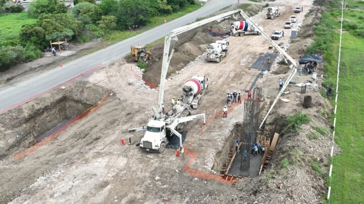 GESTIONA GOBERNADOR 30 MIL MDP PARA INVERSIÓN EN OBRA PÚBLICA