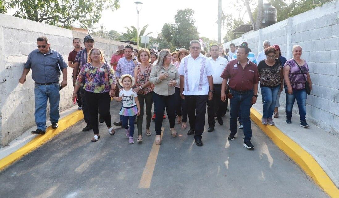 INTENSA JORNADA DE ENTREGA DE OBRAS EJECUTA ARMANDO MARTÍNEZ EN ZONA CENTRO NORTE DE ALTAMIRA