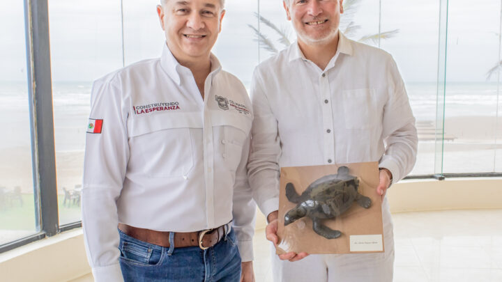 PROMUEVE ADRIÁN OSEGUERA POTENCIAL MADERENSE ANTE EMBAJADA DE LA UNIÓN EUROPEA