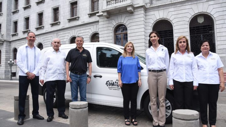 Dona Grupo Garel Dos Unidades al Sistema DIF Tampico