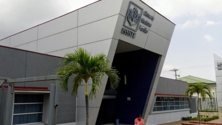 Sindicato del ISSSTE “Acalambra” Con Protesta a Dirigentes de Salud