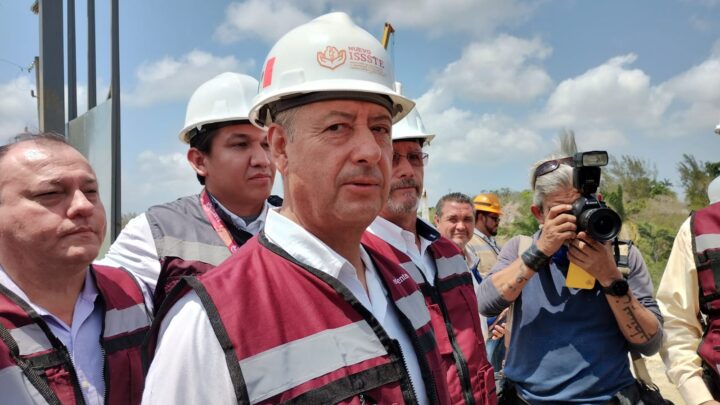 PEDRO ZENTENO EVADE HABLAR PROBLEMAS DEL ISSSTE