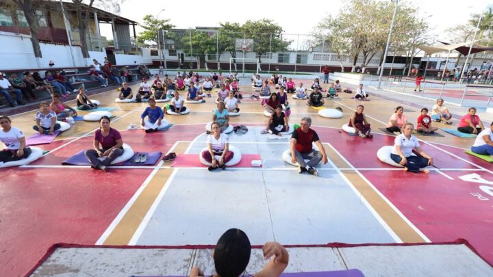 PROMUEVE SISTEMA DIF ALTAMIRENSE LA ACTIVACIÓN FÍSICA A TRAVÉS DE CLASES DE YOGA GRATUITAS