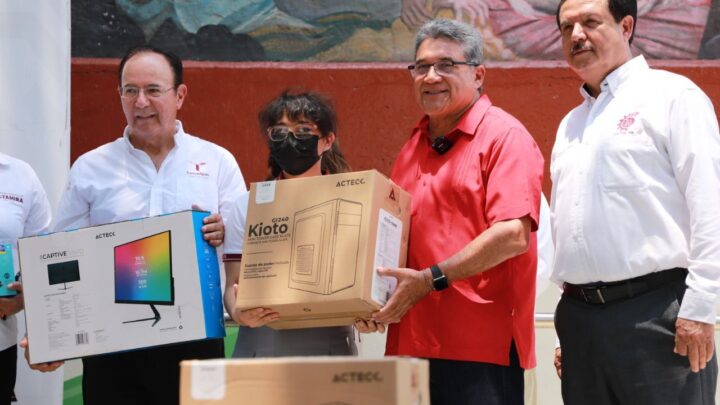 ABSOLUTO RESPALDO A LA EDUCACIÓN EN MI GOBIERNO: ARMANDO MARTÍNEZ MANRÍQUEZ DURANTE MARATÓNICA JORNADA DE VISITAS A ESCUELAS