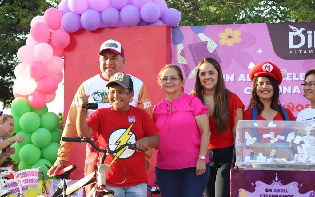 DISFRUTAN MÁS DE 3,500 PERSONAS EVENTO DEL DÍA DEL NIÑO ORGANIZADO POR EL SISTEMA DIF ALTAMIRA