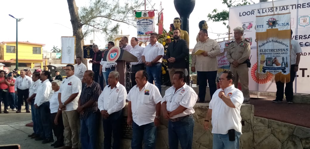 Conmemoran el CXXXVII Aniversario de la Lucha Por Los Derechos Laborales.