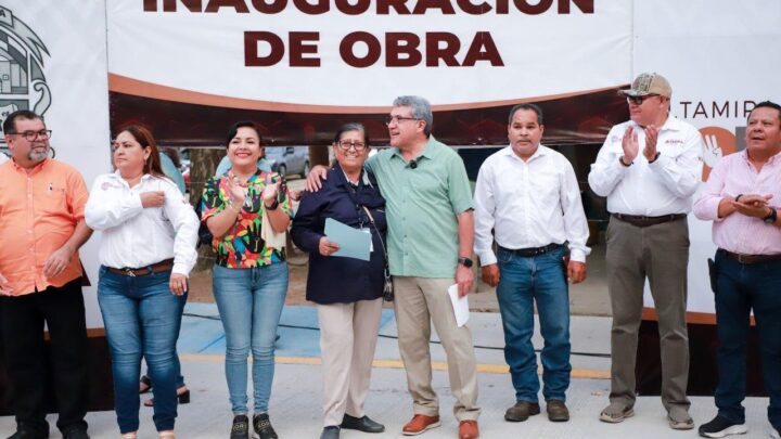 INAUGURA ARMANDO MARTÍNEZ OBRA DE PAVIMENTACIÓN EN COL. EMILIO PORTES GIL