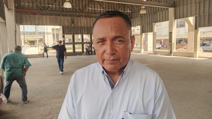 PINTA DE BARDAS DE ASPIRANTES DE MORENA VIOLENCIA LEY ELECTORAL: FRANCISCO CASTAÑEDA.