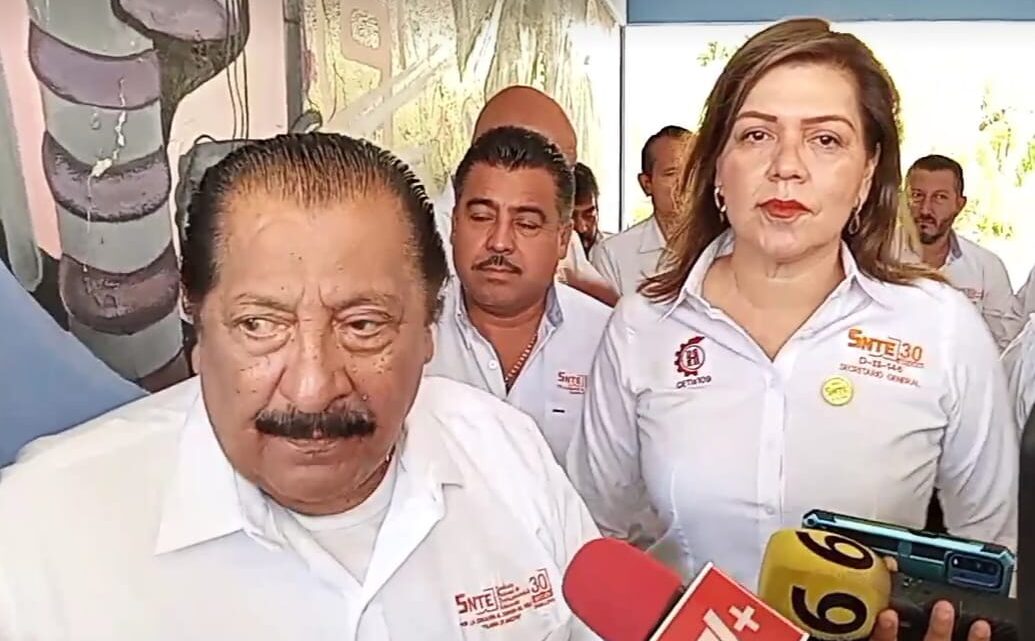 DEBEN 750 MILLONES DE PESOS A MAESTROS DE INGLÉS POR ANTIGÜEDAD.