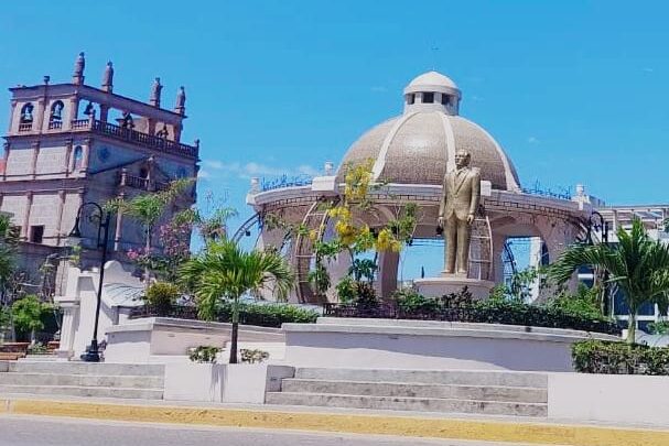 SE CUMPLIRÁ PLAZO DE INVERSIONISTAS PARA PRESENTAR PROYECTO DE LA PLAZA.