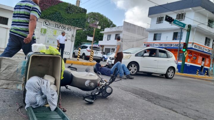 SE REGISTRAN DOS ACCIDENTES EN LOS QUE SE INVOLUCRAN MOTOCICLETAS.