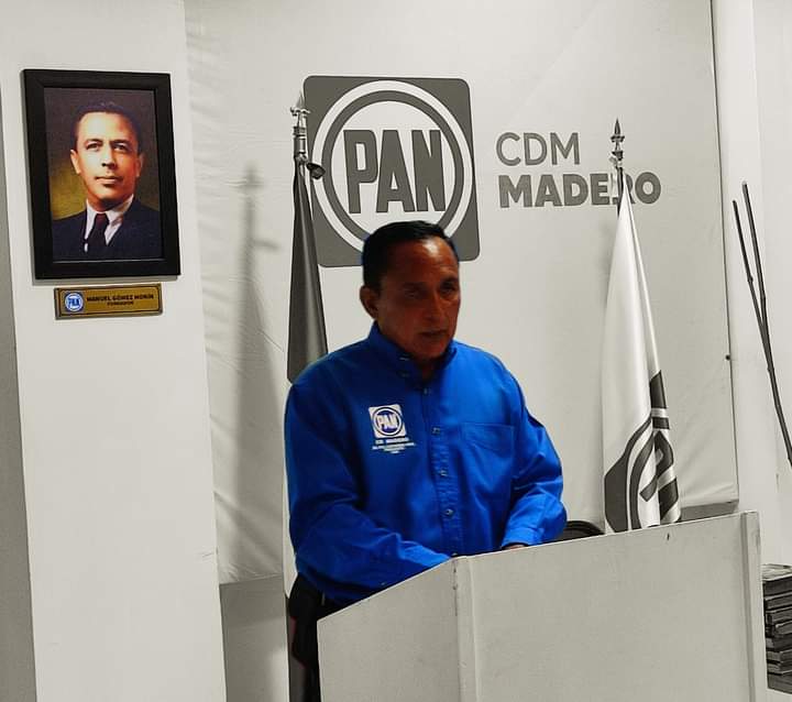 RINDE INFORME SEMESTRAL EL PRESIDENTE DEL PAN EN MADERO.