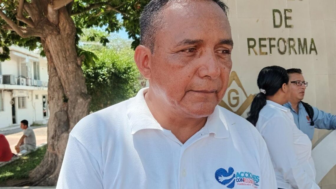 EXHORTAN A POBLACIÓN A PROTEGERSE DEL SOL E HIDRATARSE.