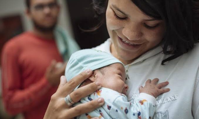 EMPRESAS DEBEN CONTAR CON  LACTARIOS COMO APOYO A MADRES DE FAMILIA.