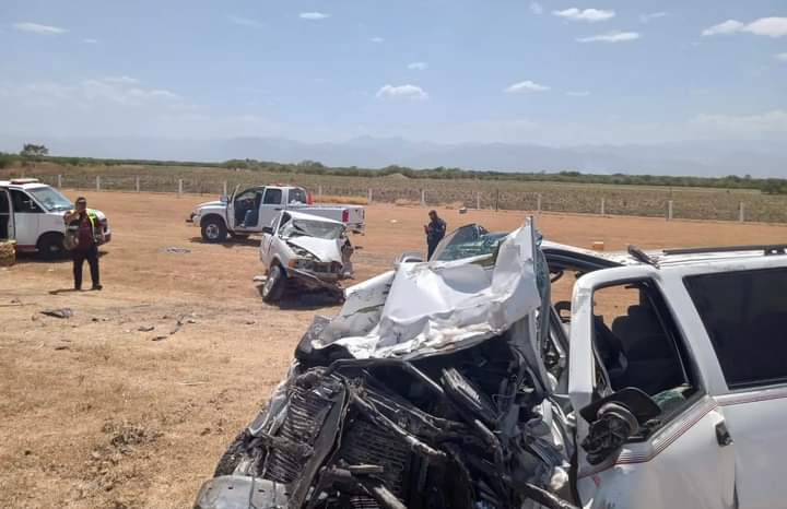 UN MUERTO Y TRES LESIONADOS EN CHOQUE CARRTERO