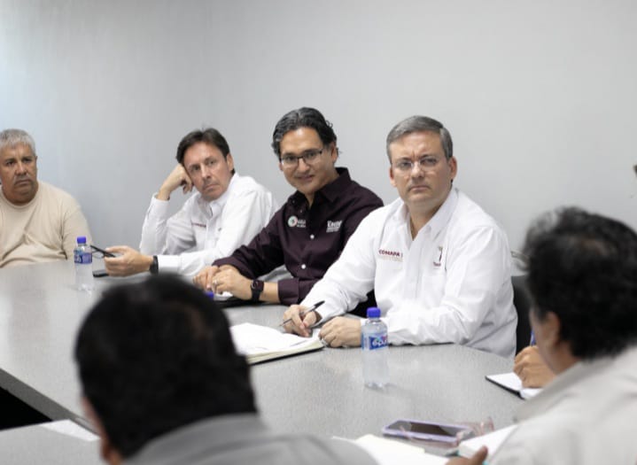 Gobierno del Estado y COMAPA SUR Ddarán Solución a un Problema de la Colonia Ampliación de la Unidad Nacional.