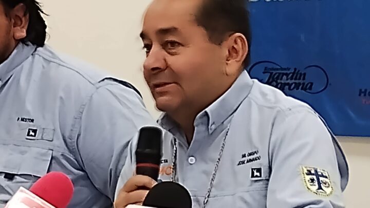 PERSISTE INCONFORMIDAD CON LIBROS DE TEXTO; MARCADA INSENSIBILIDAD EN SU ELABORACIÓN