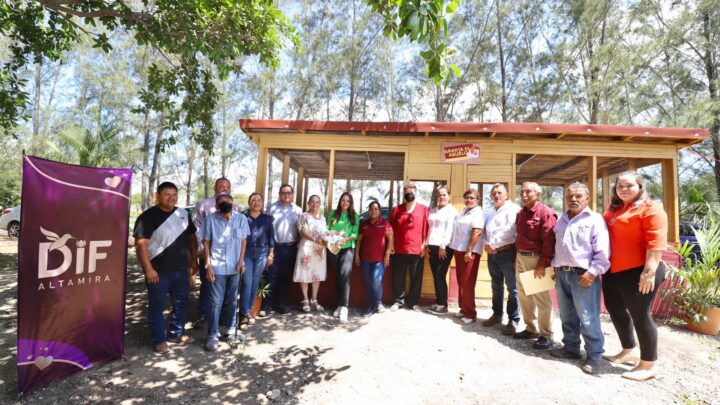 SISTEMA DIF ALTAMIRA REALIZA ENTREGA DE GRANJA E INSUMOS DE CANASTA BÁSICA EN LA HACIENDA DEL ABUELITO