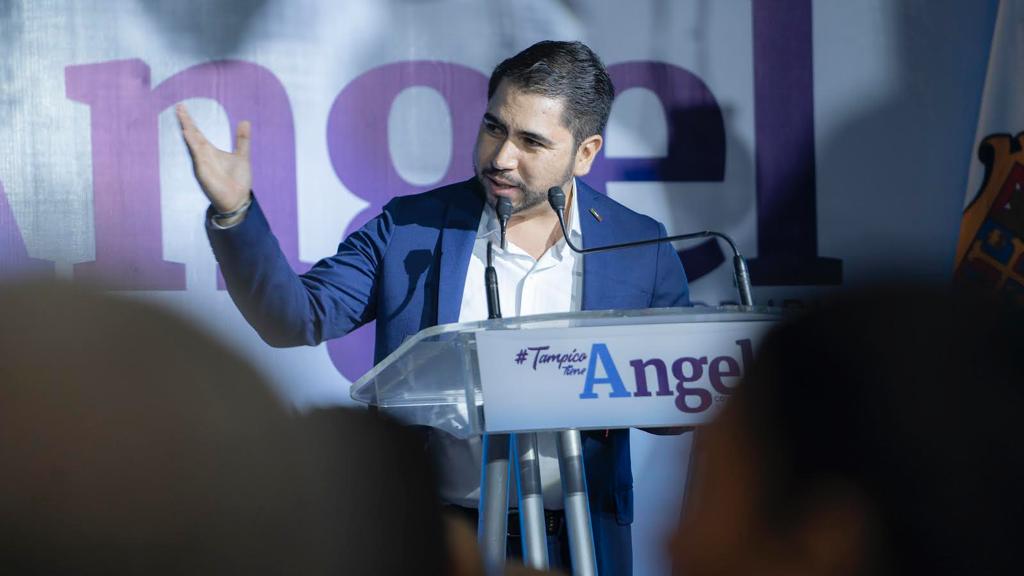 DIPUTADO ÁNGEL COVARRUBIAS RINDE SU SEGUNDO INFORME DE ACTIVIDADES