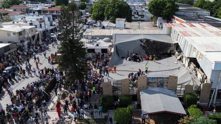 Colapsa Losa de Iglesia en Madero.
