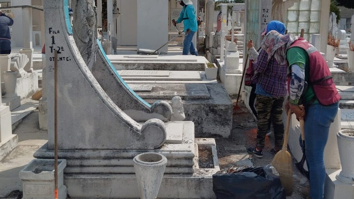 LISTOS LOS CEMENTERIOS PARA DÍA DE MUERTOS EN CIUDAD MADERO