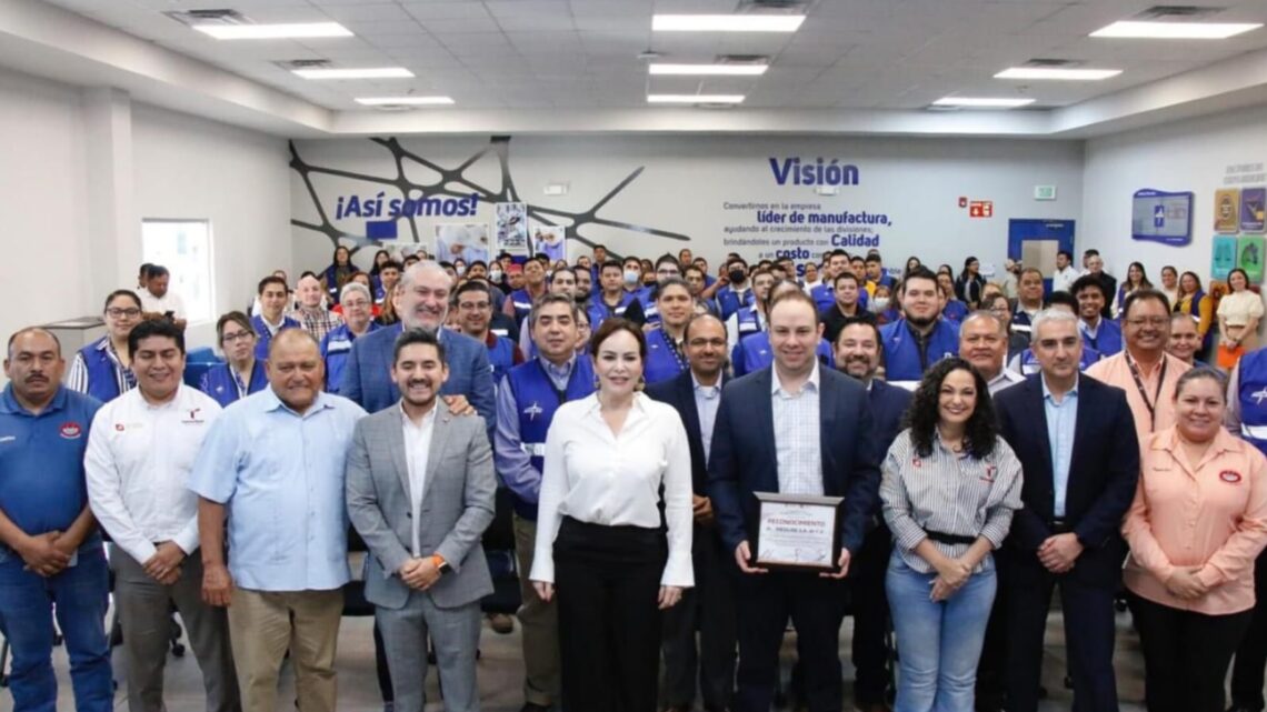 SECRETARÍA DEL TRABAJO ENTREGA RECONOCIMIENTO A MEDLINE DE NUEVO LAREDO