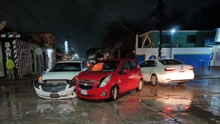 APARATOSO CHOQUE SE REGISTRA EN LA COLONIA UNIDAD SATÉLITE EN ALTAMIRA