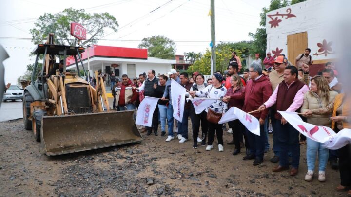 ARRANCAN IMPORTANTE PAVIMENTACIÓN EN LA CONGREGACIÓN LOMAS DEL REAL DE ALTAMIRA