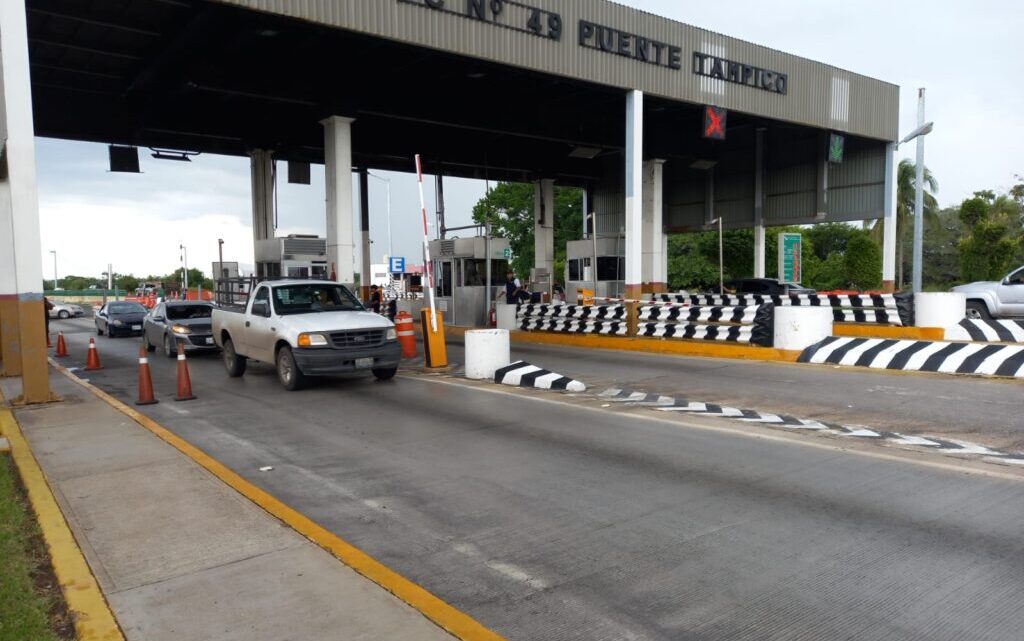 SUBE PEAJE EN CARRETERAS CONCESIONADAS; PEGARÁ A COMERCIO Y TURISMO: IP