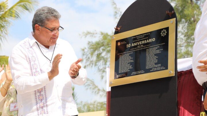 CELEBRAN 50 ANIVERSARIO DE LA SEC. TEC. No. 22 CON CONSTRUCCIÓN DE TECHUMBRE