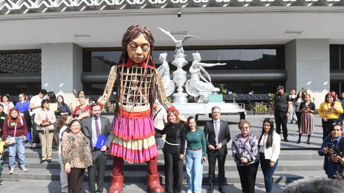 Acompaña Rosa González a la Pequeña Amal; Desde el Congreso Envían Mensaje de Fraternidad a Migrantes Acompaña Rosa González a la Pequeña Amal; Desde el Congreso Envían Mensaje de Fraternidad a Migrantes