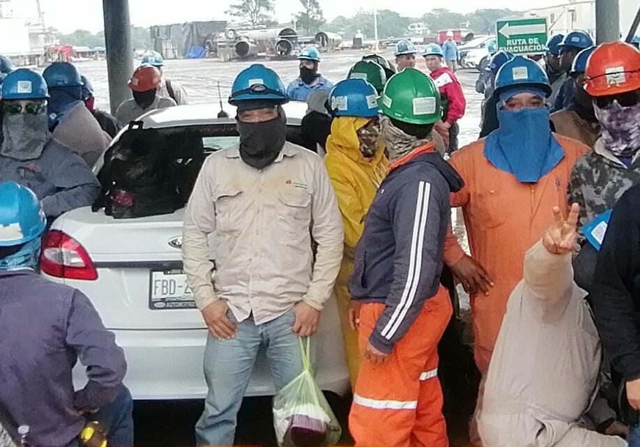 TRABAJADORES DE COMMSA REALIZAN PARO DE LABORES.