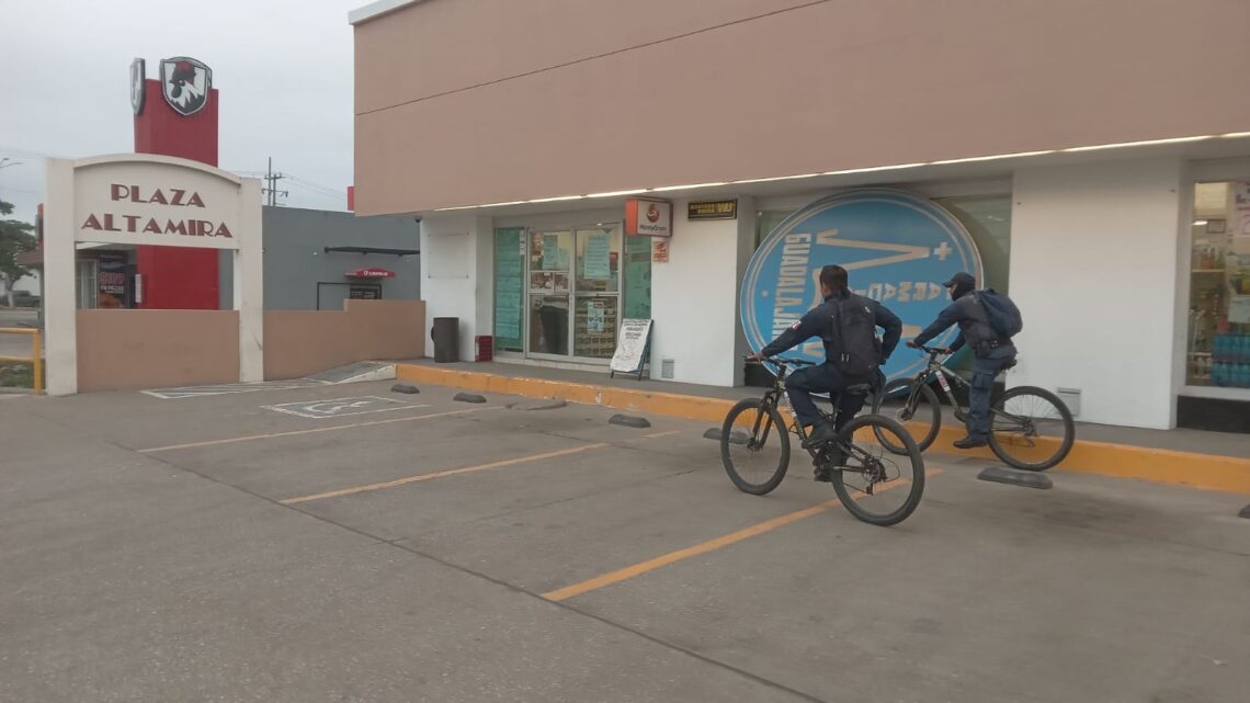 GUARDIA ESTATAL REALIZA RONDINES DE VIGILANCIA EN LA ZONA CENTRO DE ALTAMIRA