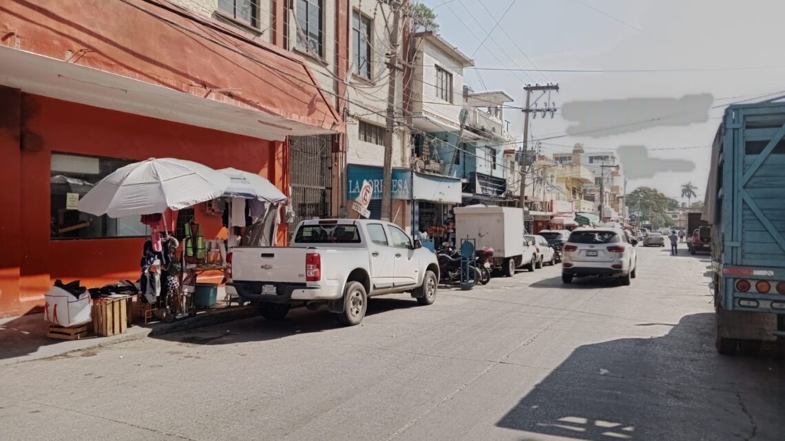 COMERCIANTES ESPERAN CUESTA DE ENERO MODERADA.