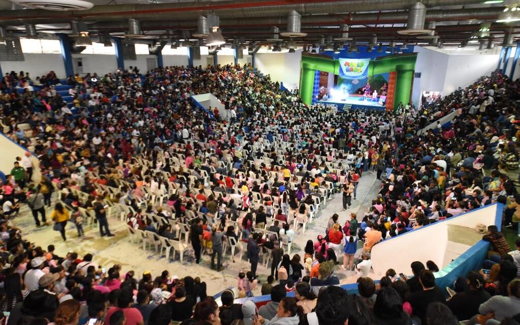 ESPECTACULAR FESTIVAL DE DÍA DE REYES REUNIÓ A MILES DE FAMILIAS EN TAMPICO