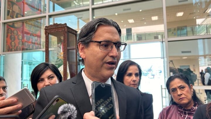 LAS ENCUESTAS EN MORENA NO SON “SIMULACIÓN”, NI “CONVENIOS A ESCONDIDAS”: ERASMO GONZÁLEZ