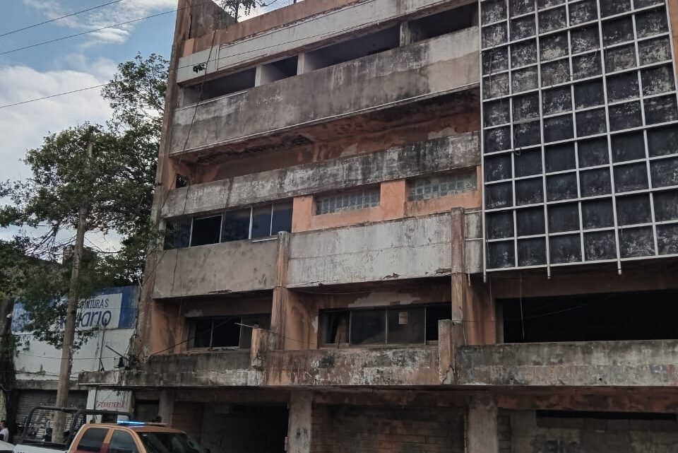 Piden Rescatar Edificio Abandonado en el Centro de Madero.