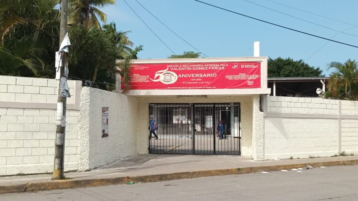 ESTUDIANTES DE SECUNDARIA SE INTOXICAN POR CONSUMIR “DULCES” CON DROGA.